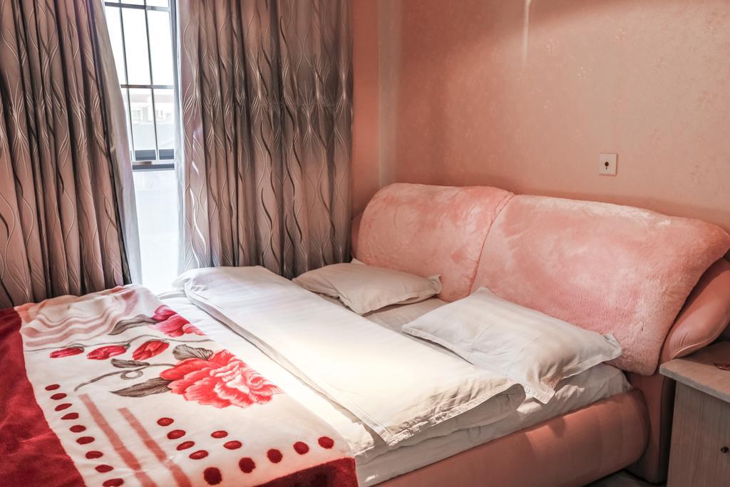 Nissi Holiday Hotel Kunming Luaran gambar